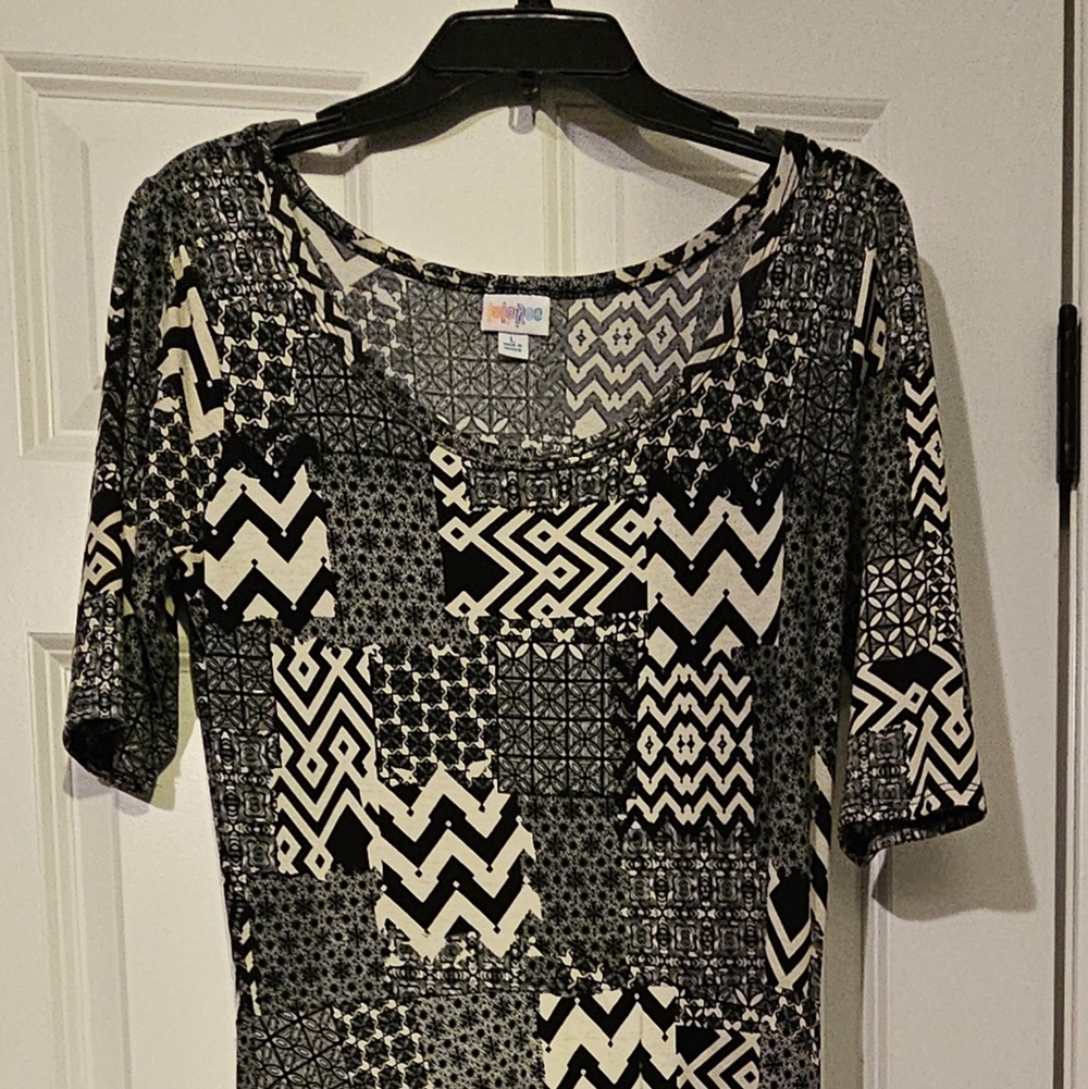 LuLaRoe Black and White Geometric Maxi Dress